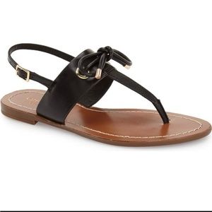 Kate Spade New York Carolina Thong Sandals Size 7. Black with gold tone detail
